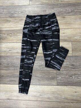 Avia Black & Gray Tie-Dye Performance Leggings